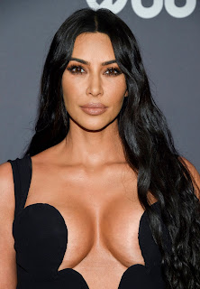 Kim Kardashian Hot Cleavage Pics 
