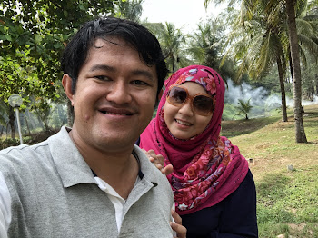 Santai santai tepi Pantai Seri Nipah