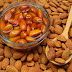 रोज खायें बादाम रहें सेहतमंद/रोजाना बादाम खाने के फायदे/Almond Benefits In Hindi