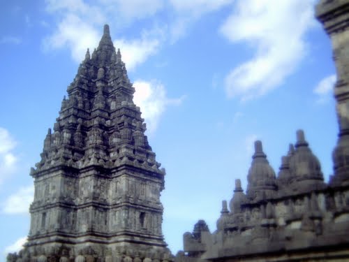 Noenk CAHAYA: Candi Prambanan