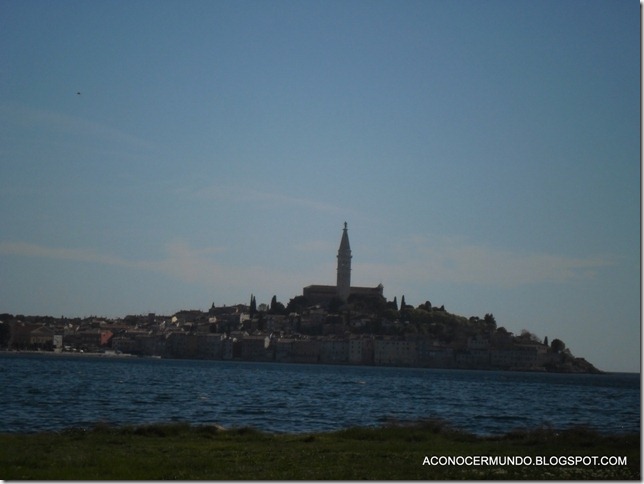 16-Rovinj. Vista de Rovinj desde el Restaurante Blu-P4260204