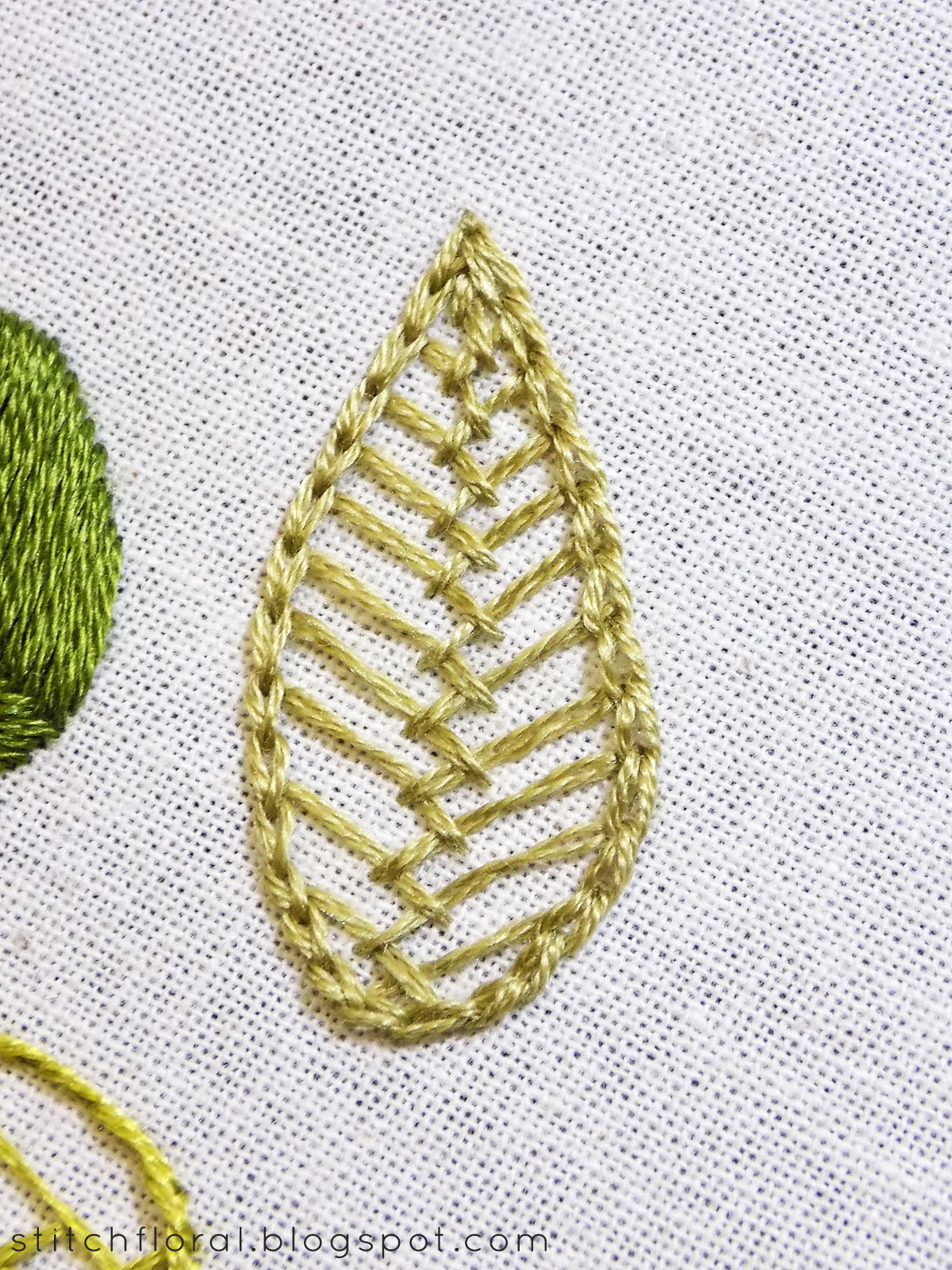 Open and raised fishbone stitches and leaf stitch - Stitch Floral