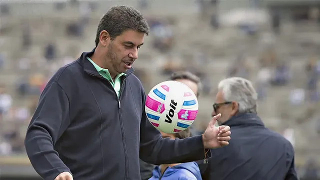 Arturo Elías Ayub - Liga Mexicana