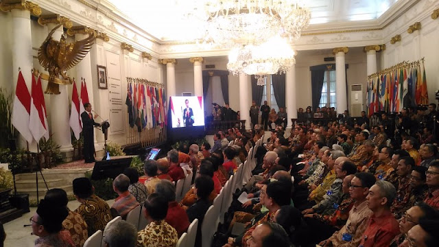 Diplomat-diplomat terbaik dibutuhkan Indonesia untuk menjaga hubungan Internasional yang baik (kompasiana.com)