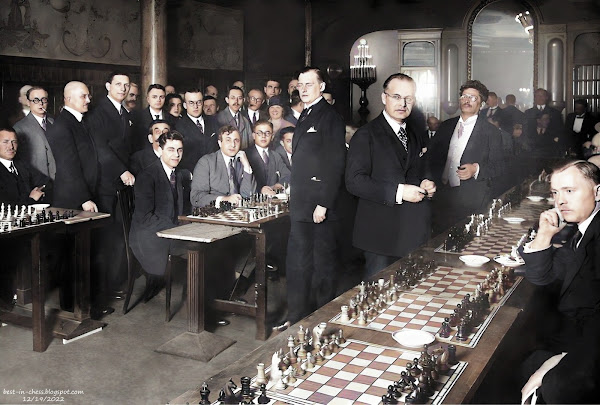 The Russian chess master Alexander Alekhine (left) and Aron Nimzowitsch (right) playing simultaneous chess, circa 1927.