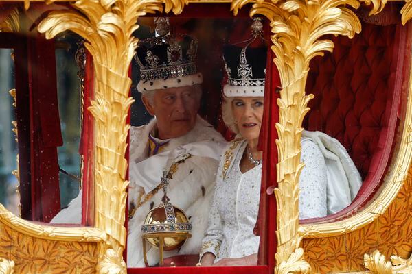  Was King Charles Caught in Argument with Queen Camilla at Coronation Ceremony?