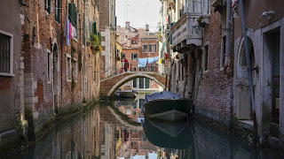How Many Canals Are There in Venice and Why Do They Smell?