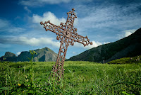 Cross in field - Photo by Vidar Nordli-Mathisen on Unsplash