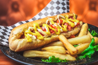 Can Dogs Eat Hot Dogs? Is Hot Dogs Safe For Dogs?