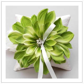 FOR YOUR WEDDING: Ring Pillow Sunbursts