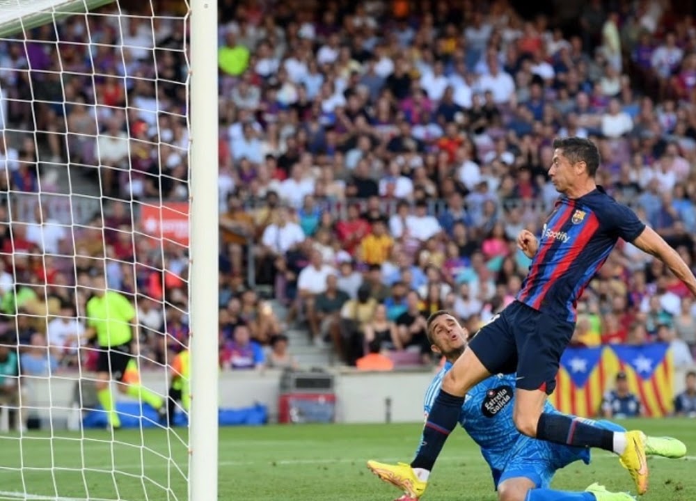 Lewandowski đẳng cấp, Barcelona mở 'bữa tiệc' bàn thắng trong ngày ra mắt Kounde