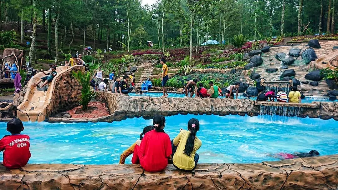 bernah de vallei wisata kembang belor pacet