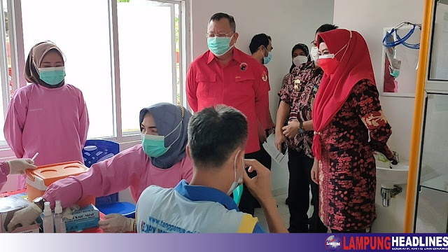 DPC PDIP Gandeng Pemkab Tanggamus Lakukan Vaksinasi Massal Covid-19 di Talang Padang