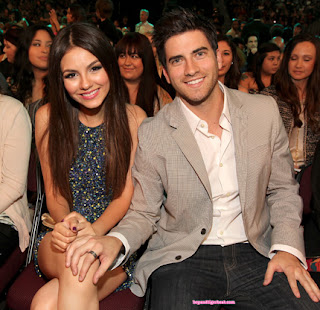 Victoria Justice Boyfriend Good Mood