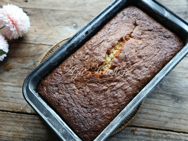 Kek Pisang Yang Sangat Moist - Azie Kitchen