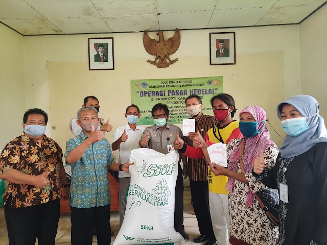 Kementan Pantau Operasi Pasar dan Harga Kedelai di Jateng