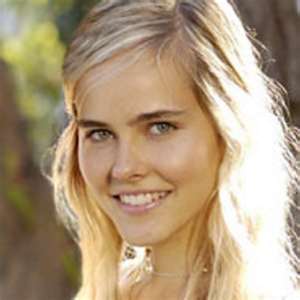 Isabel Lucas