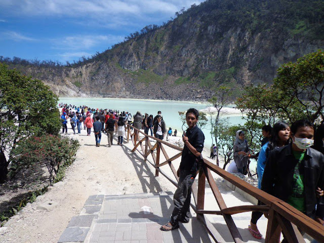 Tempat Wisata di Bandung – Kawah Putih Ciwidey