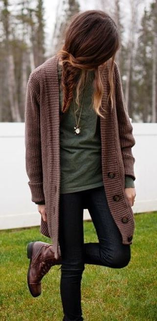 how to wear a knit cardi : top + black jeans + boots