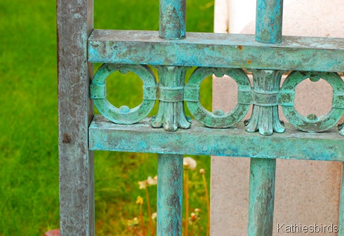 5. gate detail DSC_0040