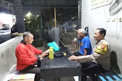 Bhabinkamtibmas Gelar Sambang Dialogis Kepada Security Perum Puri Telukjambe