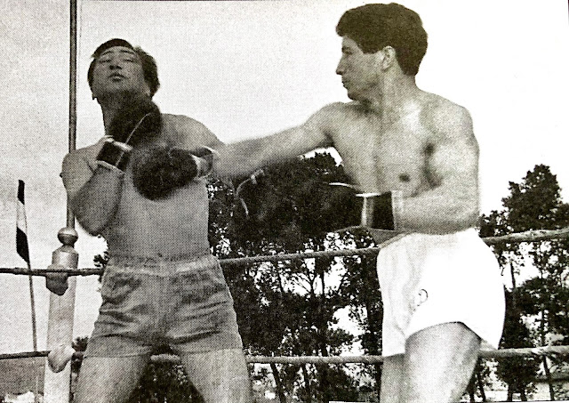 Ungidos (derecha) en su combate contra Correa en 1961