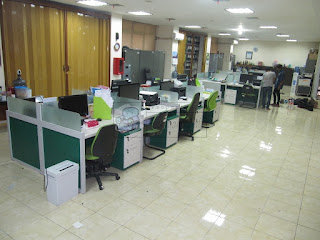 Produsen meja partisi sekat kantor