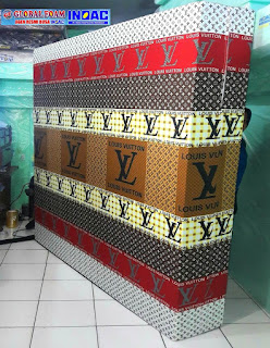 Kasur inoac motif Elve merah putih