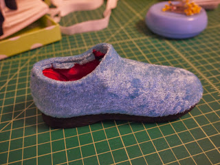 Finished shoe cover