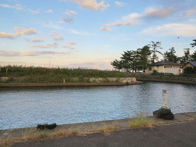 琵琶湖でブラックバス釣り 近江舞子のおかっぱりバス釣り情報 レンタルもしています ゲストハウスのスタッフブログ