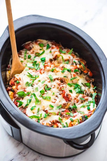 Crock Pot Pasta - Slow Cooker Meal Ideas for the Sabbath | Land of Honey