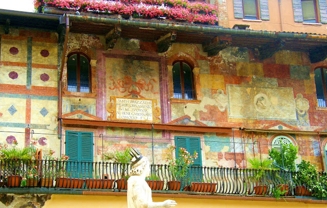 verona-piazza-delle-erbe