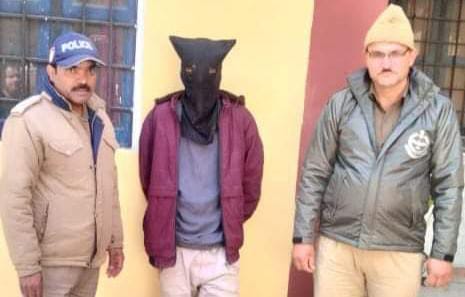 थाना बलुवाकोट पुलिस ने दो जगह हुई चोरियों का अनावरण कर अभियुक्त को किया गिरफ्तार