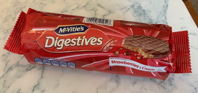 McVities Digestives – Strawberries and Cream