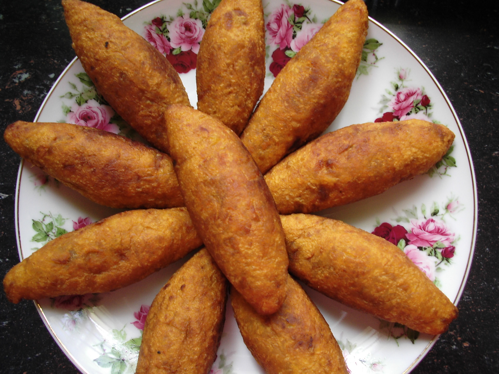 KUIH CHE MEK MOLEK KELANTAN