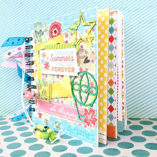 summer mini album scrapbooking