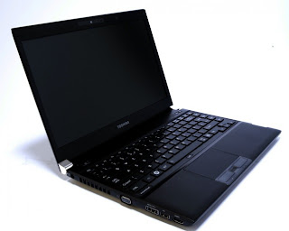 Toshiba Portege R700 Top 5 portable laptop for people 