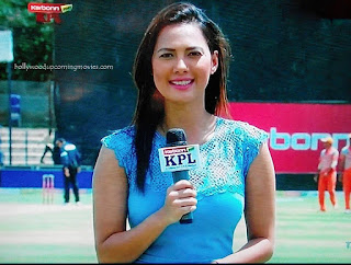 Hot Indian TV Reporter Photo in HD, Hot Indian News Reporter Photo