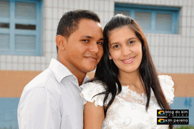 Hoje é aniversário de Kézia lopes.