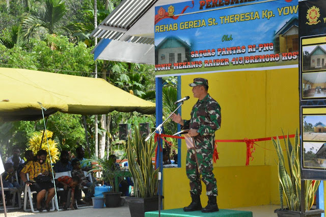 Izak Pangemanan Resmikan Perehaban Gereja St Theresia Yowong, Keerom