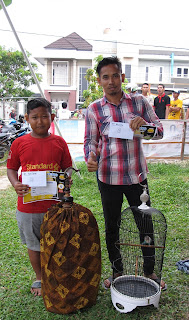 Juara 1 dan 2 Lovebird Bintang