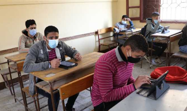 التعليم: 96.6٪ من طلاب السنة الثانية الثانوية تمكنوا من اجتياز امتحان اللغة العربية