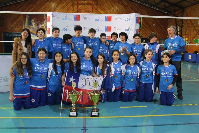 Colegio Alianza Francesa clasifica para el Nacional de Vóleibol