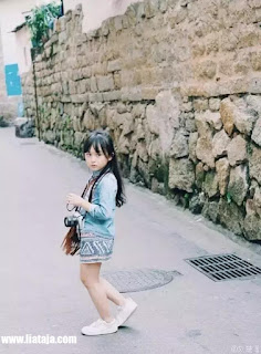Foto Anak Gadis Kecil Loli Tercantik dan Terimut - liataja.com