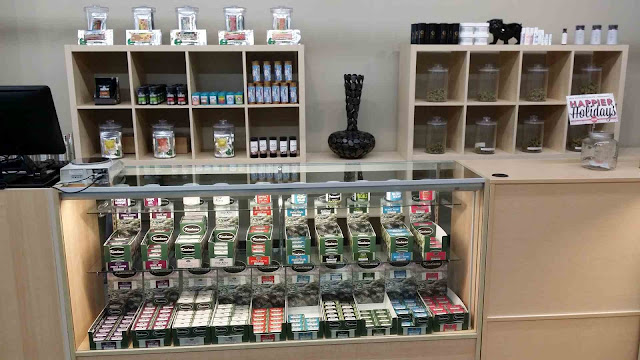 https://www.facebook.com/peakdispensary