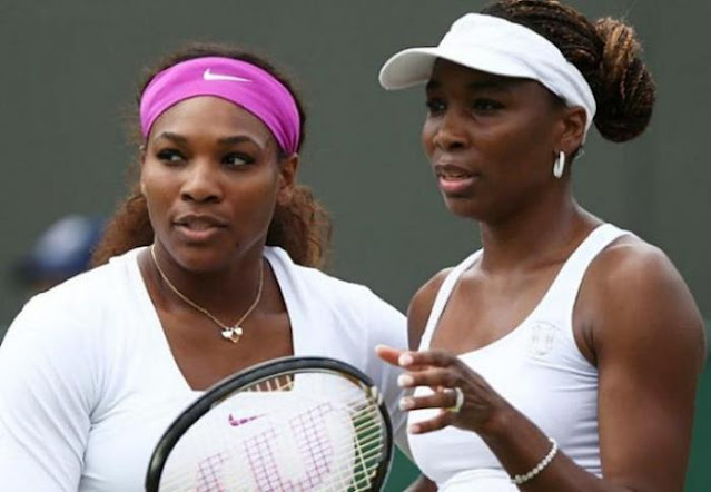 Venus e Serena Williams, due donne che (non solo) hanno dominato il mondo del tennis femminile.