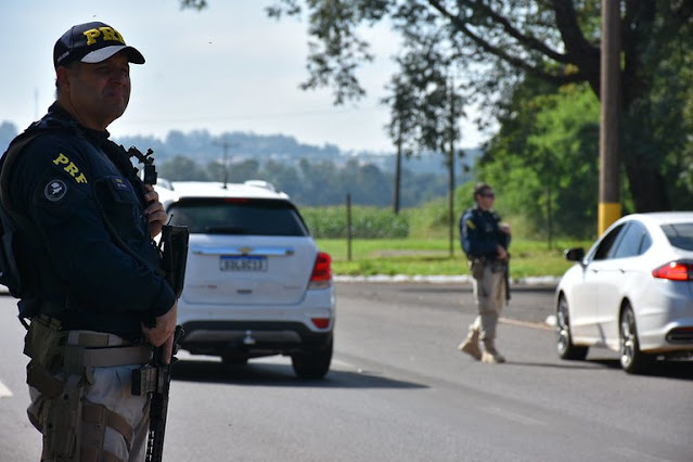 Durante os cinco dias de atividades, a PRF reforçará o policiamento nas rodovias federais do estado