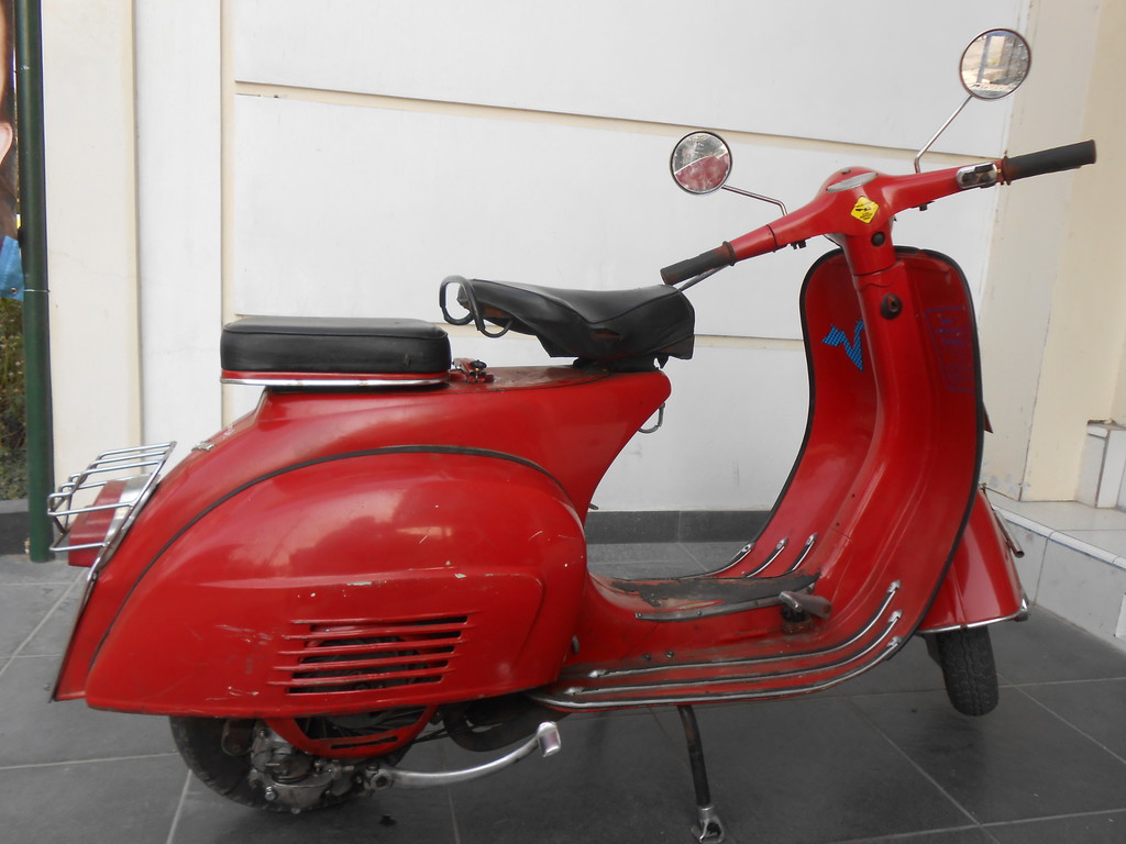 LAPAK VESPA KLASIK Jual Super Tahun 66 JOGJAKARTA LAPAK MOBIL