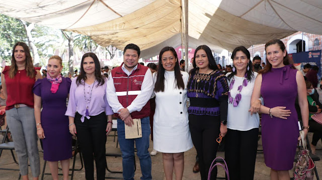 En compañía de Gabriel Biestro, Ariadna Ayala inaugura la Feria Nacional del Empleo de las Mujeres 2023