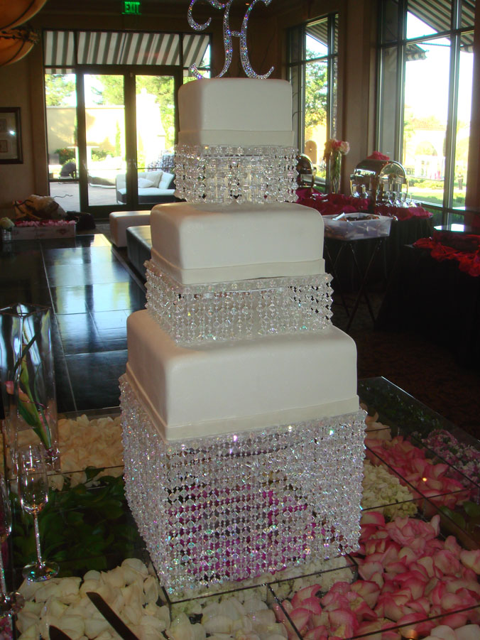 white wedding cakes with bling